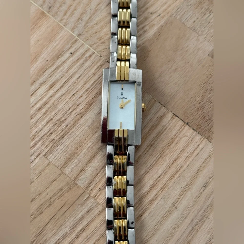 Bulova Luxury Ladies Watch Pearl Dial Two-Tone Stainless Bracelet New Battery